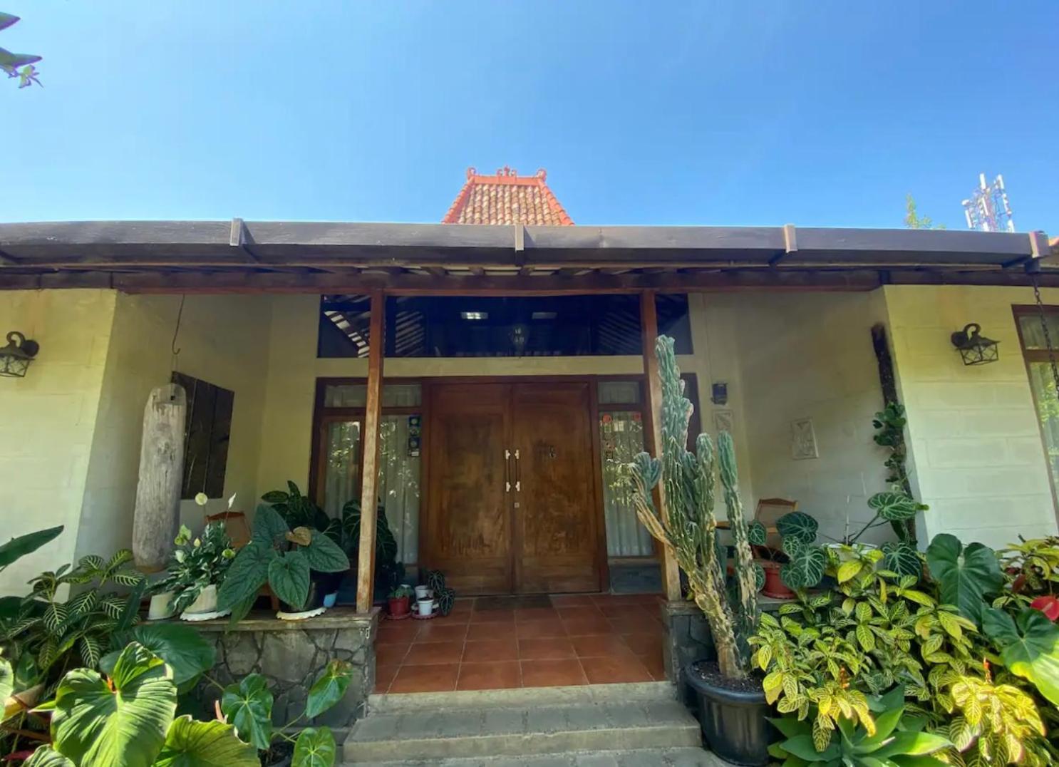 בנדונג The Joglo Villa מראה חיצוני תמונה